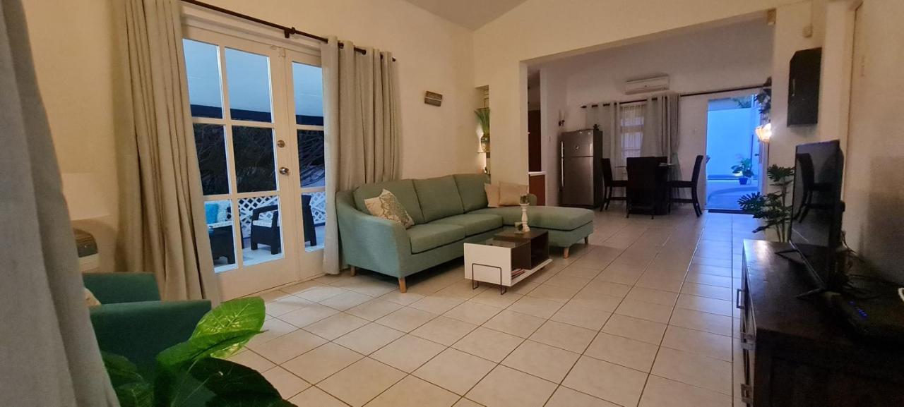 Family Villa With Big Pool And Absolute Privacy 威廉斯塔德 外观 照片